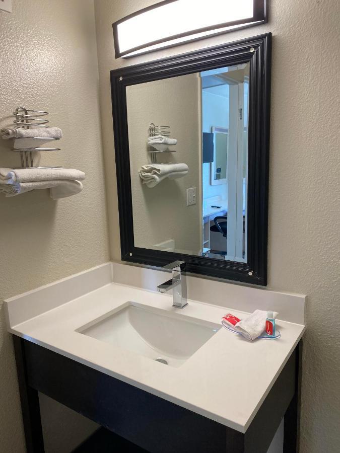 Econo Lodge Stockton Near I-5 Fairgrounds Extérieur photo